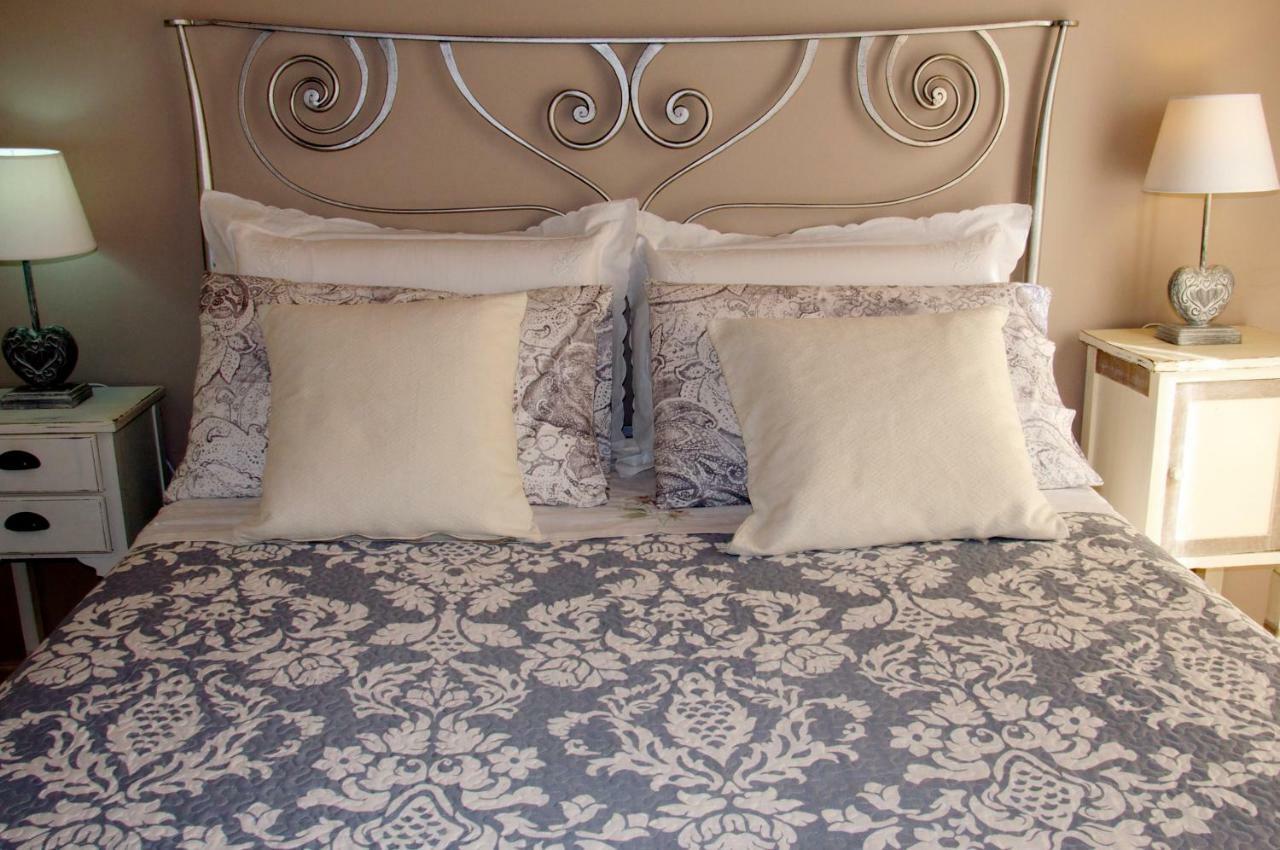New Romantic Suite Кальярі Екстер'єр фото