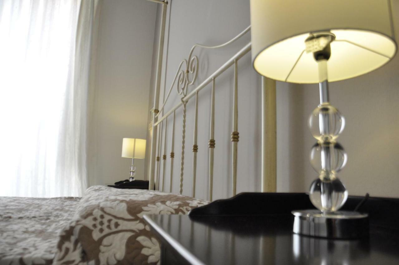 New Romantic Suite Кальярі Екстер'єр фото