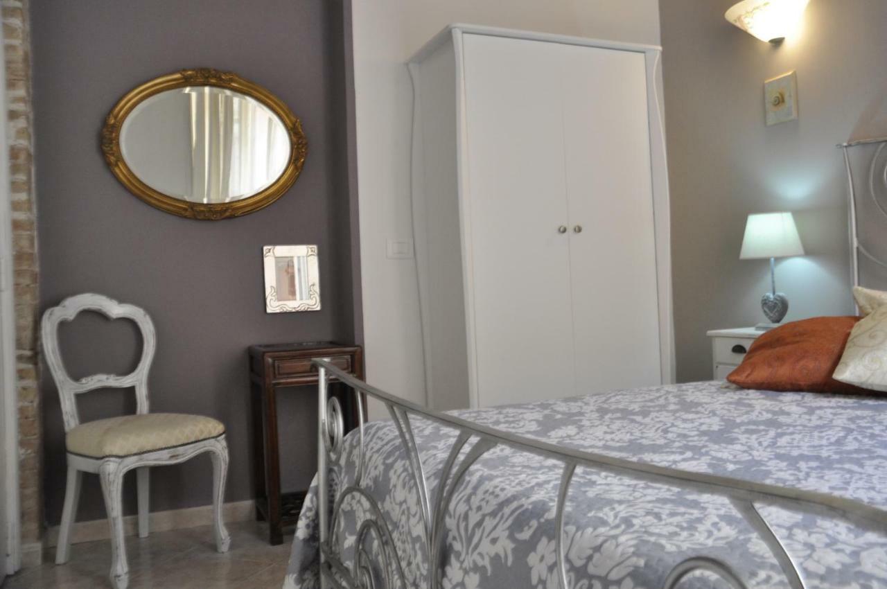 New Romantic Suite Кальярі Екстер'єр фото